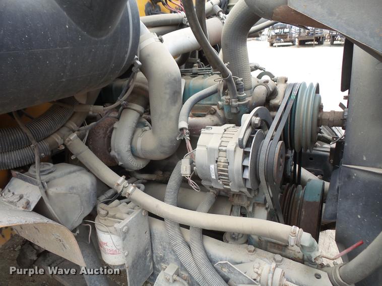 image for item DA6366 1993 International 3800 school bus