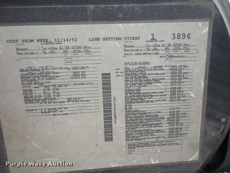 image for item DA6366 1993 International 3800 school bus