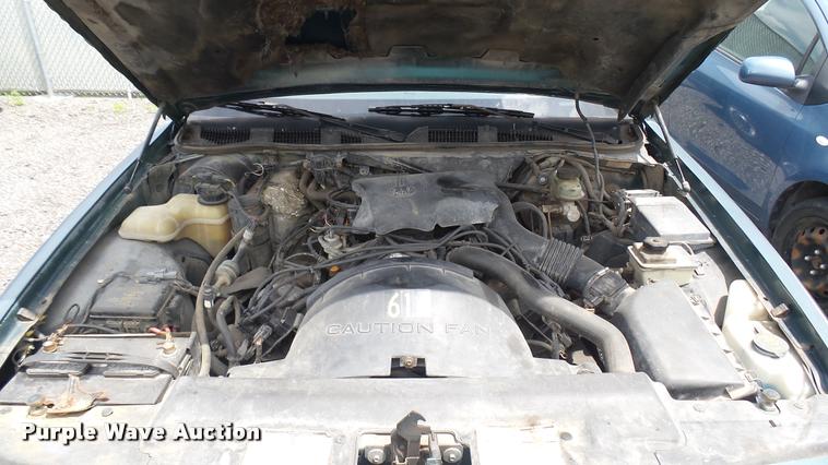 image for item DA7885 1996 Ford Crown Victoria