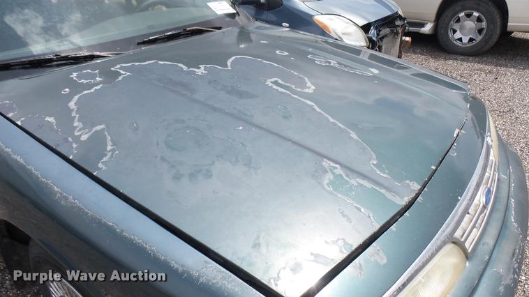 image for item DA7885 1996 Ford Crown Victoria