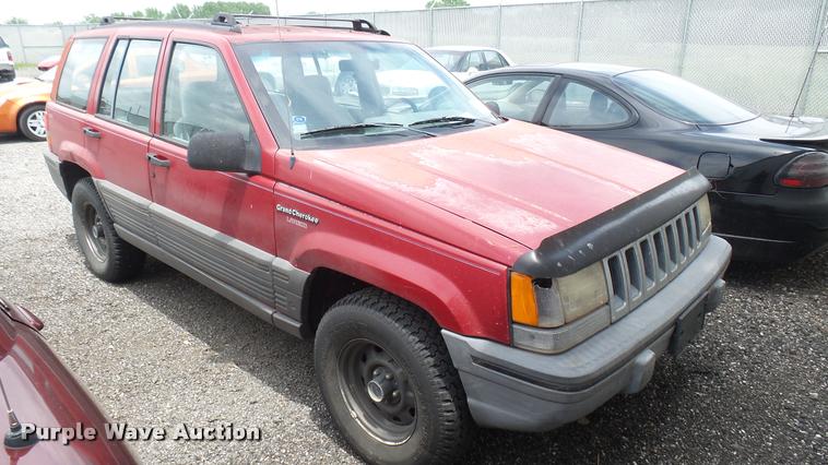 image for item DA7888 1993 Jeep Grand Cherokee SUV