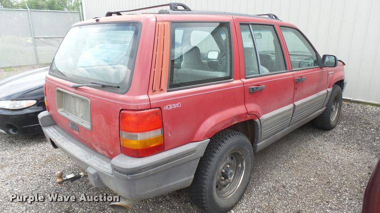 image for item DA7888 1993 Jeep Grand Cherokee SUV