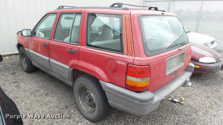 image for item DA7888 1993 Jeep Grand Cherokee SUV