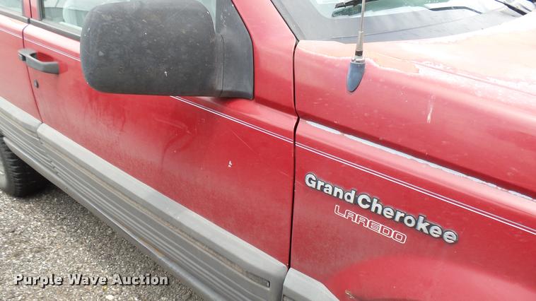 image for item DA7888 1993 Jeep Grand Cherokee SUV