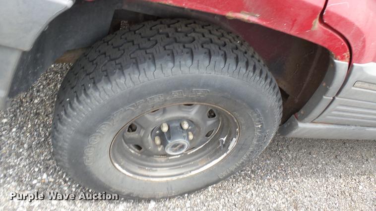 image for item DA7888 1993 Jeep Grand Cherokee SUV