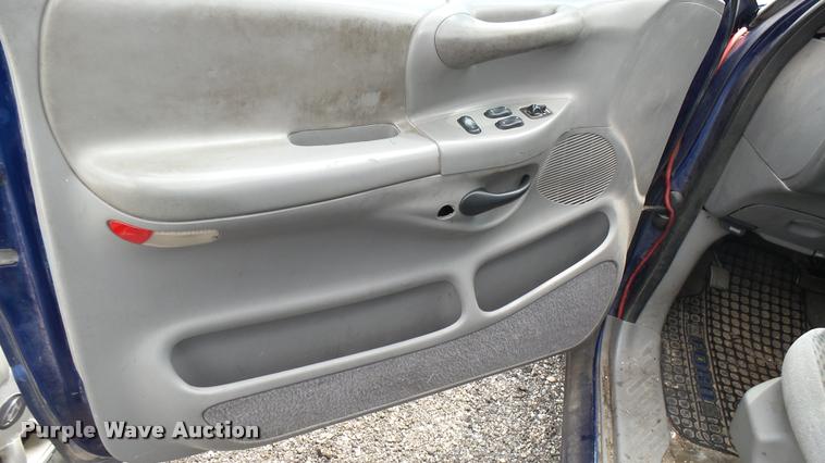 image for item DA7889 1997 Ford F150 SuperCab pickup truck