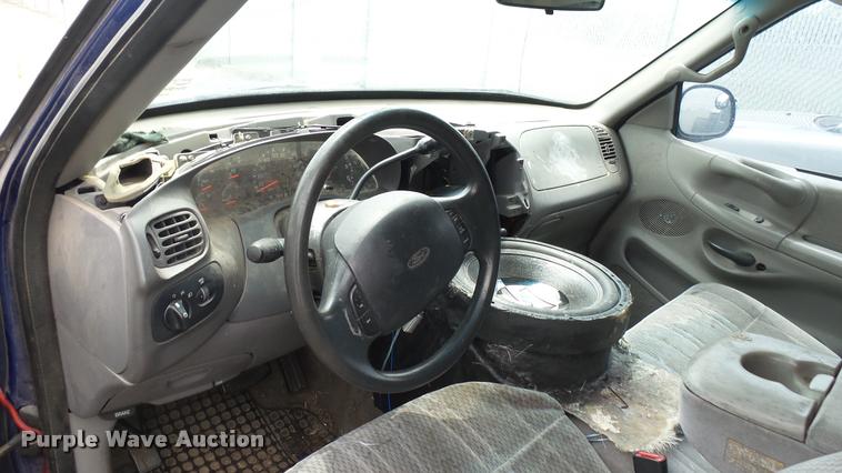 image for item DA7889 1997 Ford F150 SuperCab pickup truck