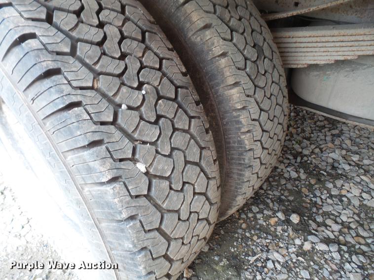 image for item DA8228 2007 Ford F350 Super Duty pickup truck