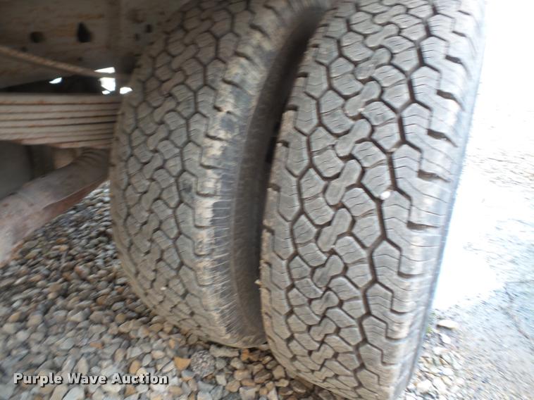 image for item DA8228 2007 Ford F350 Super Duty pickup truck