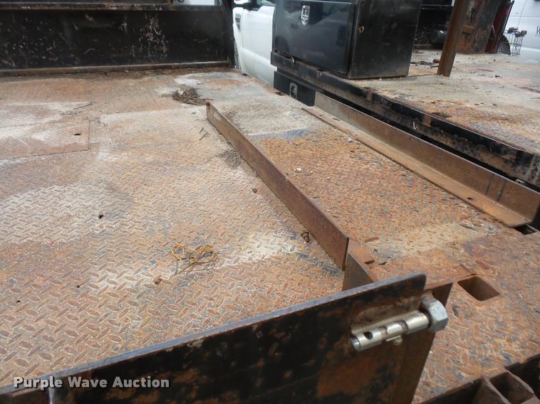 image for item DA8228 2007 Ford F350 Super Duty pickup truck