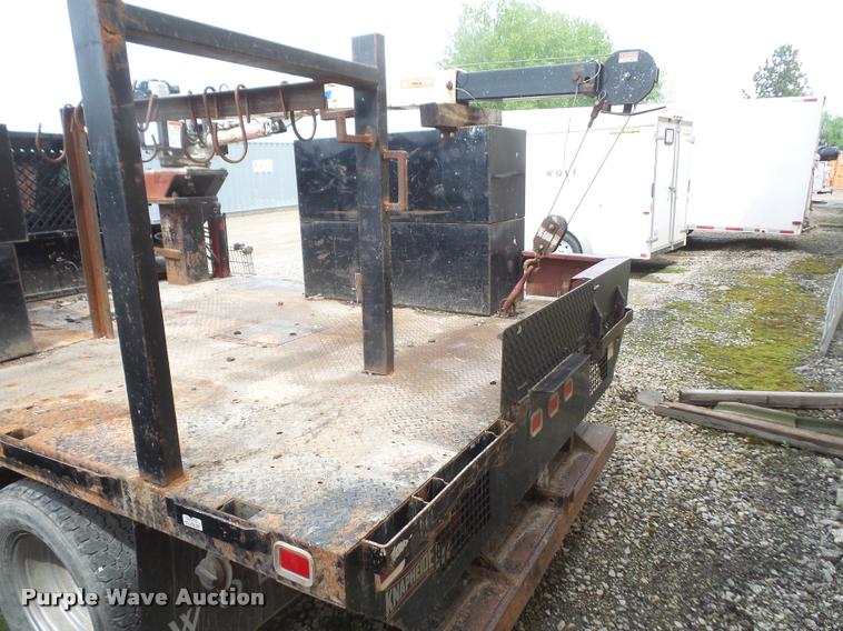 image for item DA8230 2008 Ford F350 Super Duty flatbed pickup truck with crane