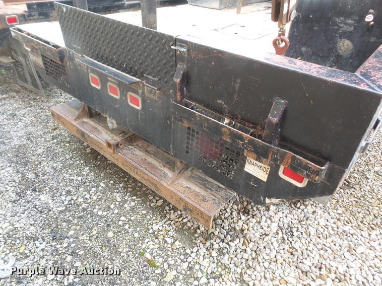 image for item DA8230 2008 Ford F350 Super Duty flatbed pickup truck with crane