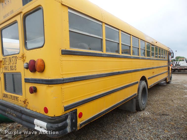 image for item DA8241 1997 International 3800 school bus