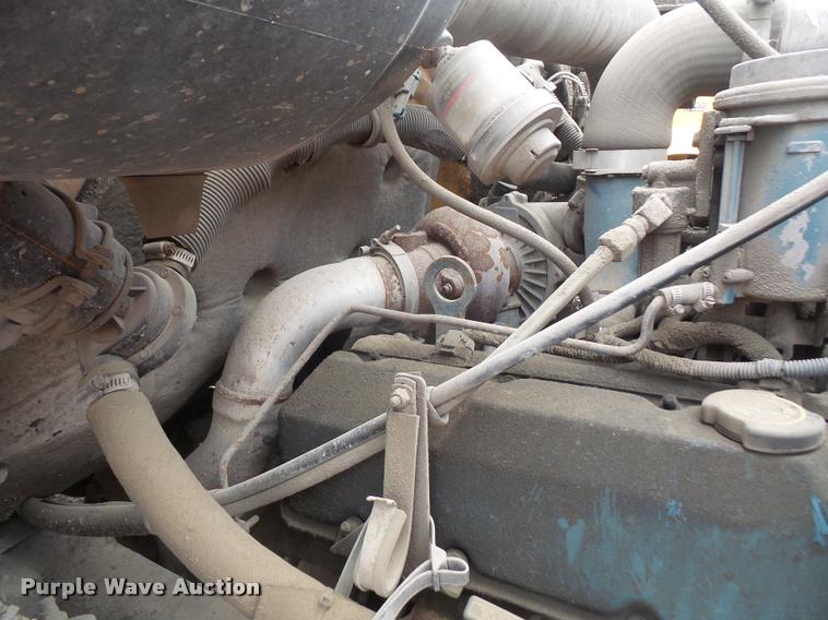 image for item DA8241 1997 International 3800 school bus