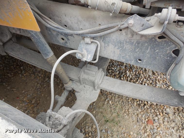 image for item DA8241 1997 International 3800 school bus