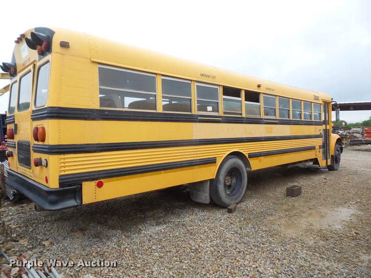 image for item DA8248 1997 International 3800 school bus