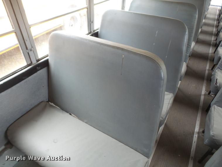 image for item DA8248 1997 International 3800 school bus