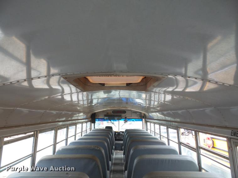 image for item DA8248 1997 International 3800 school bus