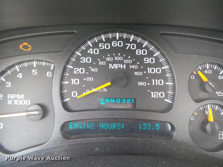 image for item DB0147 2005 Chevrolet Silverado 2500HD Ext. Cab pickup truck