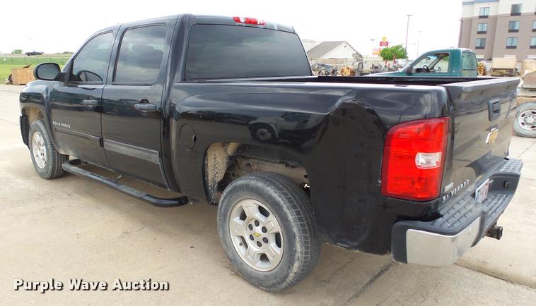 image for item DB0148 2009 Chevrolet Silverado 1500 Crew Cab pickup truck