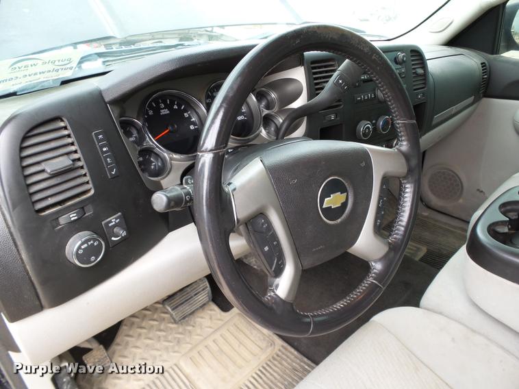 image for item DB0148 2009 Chevrolet Silverado 1500 Crew Cab pickup truck