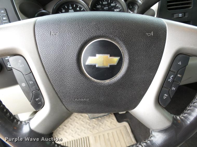 image for item DB0148 2009 Chevrolet Silverado 1500 Crew Cab pickup truck