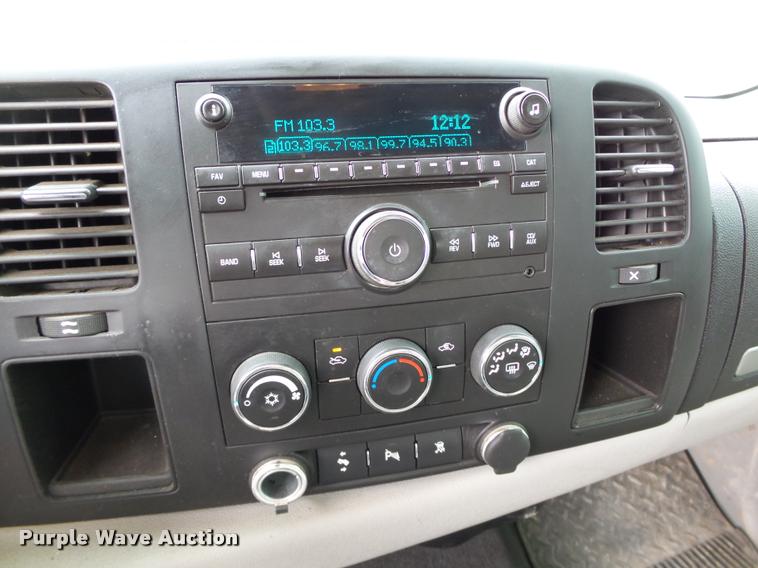 image for item DB0148 2009 Chevrolet Silverado 1500 Crew Cab pickup truck