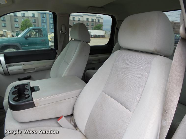 image for item DB0148 2009 Chevrolet Silverado 1500 Crew Cab pickup truck