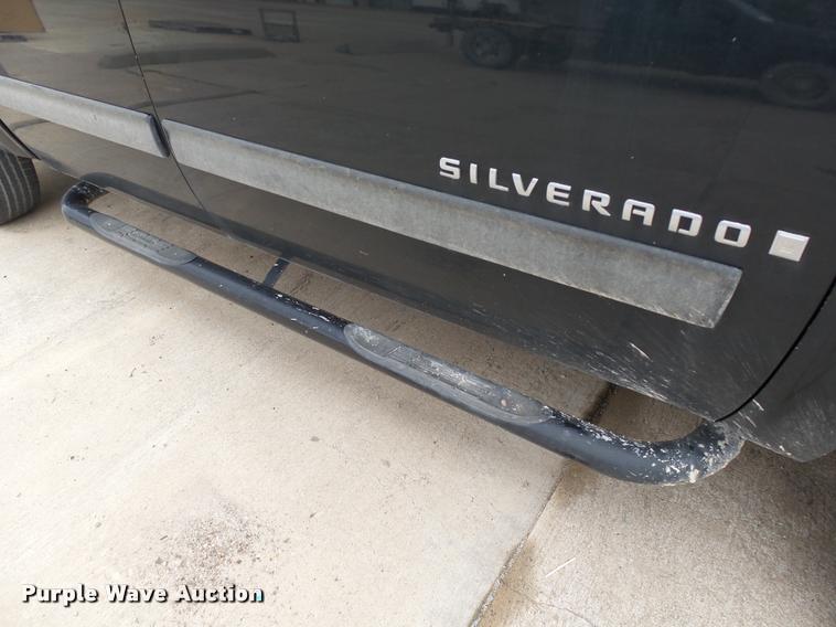 image for item DB0148 2009 Chevrolet Silverado 1500 Crew Cab pickup truck