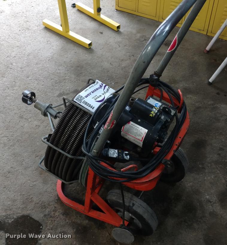 General Easy Rooter Junior sewer machine in Augusta, KS Item DB0944 sold Purple Wave