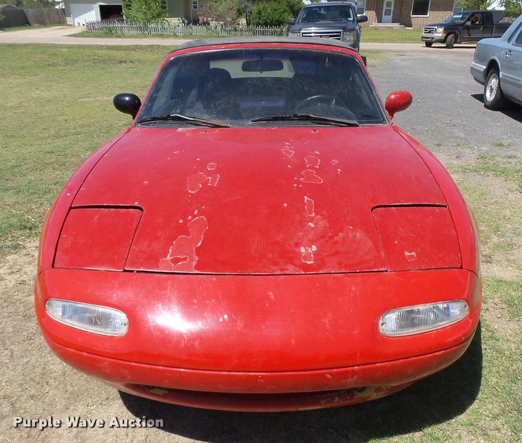 image for item DB2554 1990 Mazda MX-5 Miata convertible