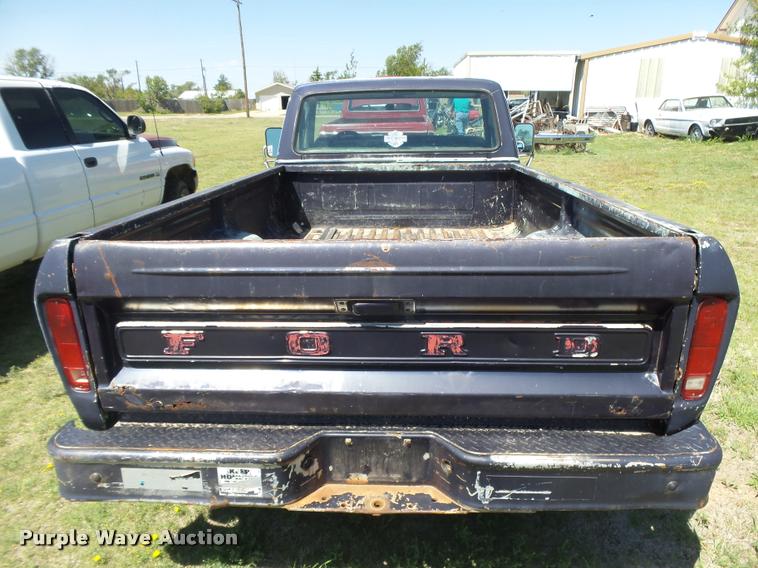 image for item DB2556 1979 Ford F150 Custom pickup truck