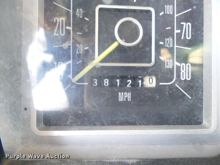 image for item DB2556 1979 Ford F150 Custom pickup truck