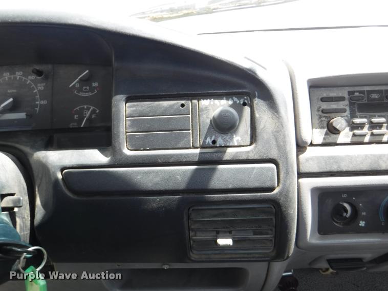 image for item DB3950 1997 Ford F350 XL flatbed pickup truck