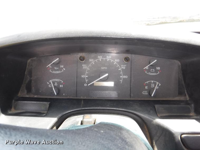 image for item DB3950 1997 Ford F350 XL flatbed pickup truck