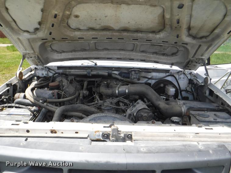 image for item DB3950 1997 Ford F350 XL flatbed pickup truck