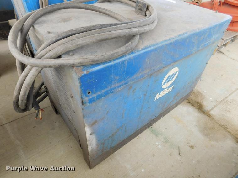 image for item DC9268 Miller Deltaweld 650 DC arc welder