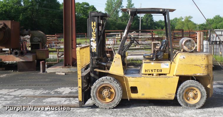image for item DD9440 1992 Hyster H80X2 forklift