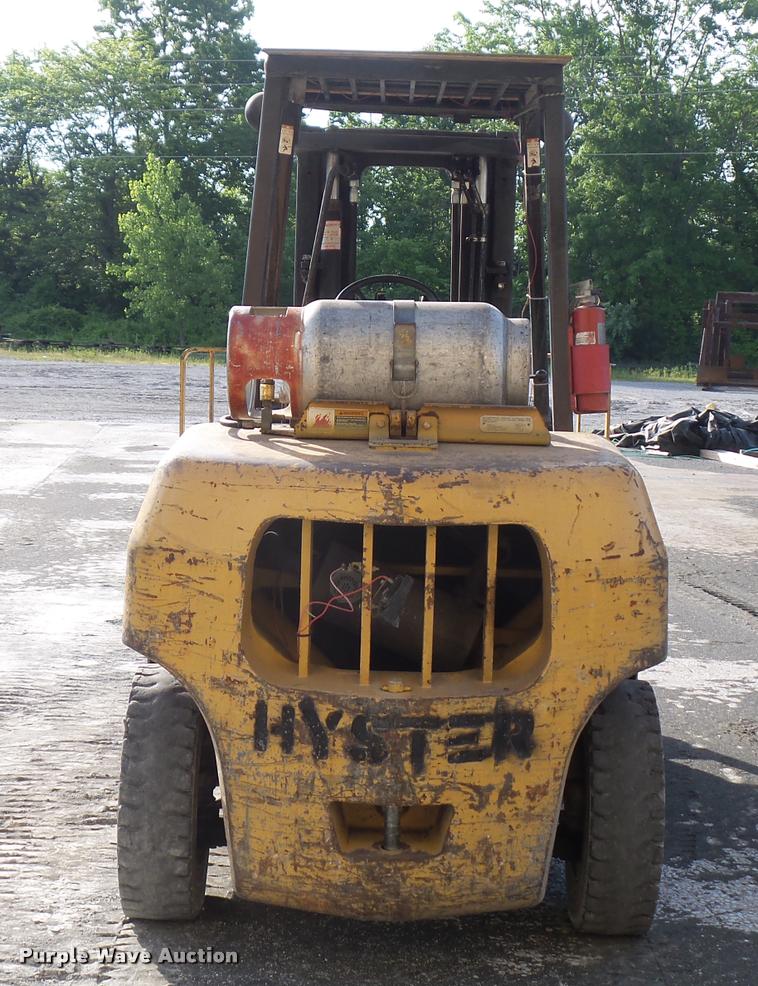 image for item DD9440 1992 Hyster H80X2 forklift