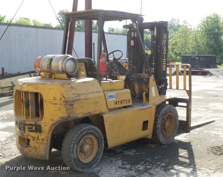 image for item DD9440 1992 Hyster H80X2 forklift
