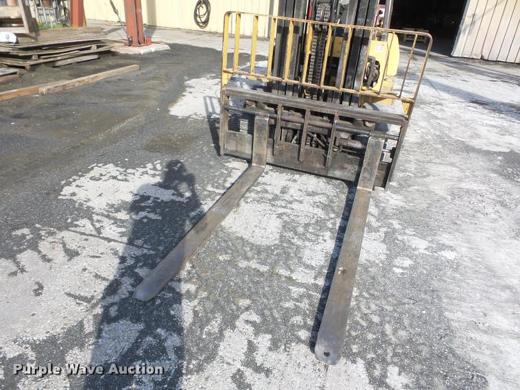 image for item DD9440 1992 Hyster H80X2 forklift