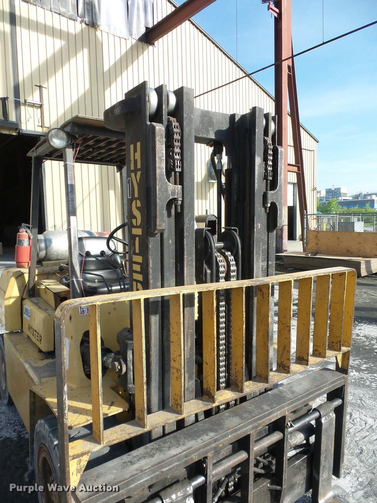 image for item DD9440 1992 Hyster H80X2 forklift