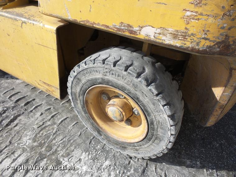 image for item DD9440 1992 Hyster H80X2 forklift