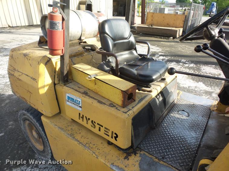 image for item DD9440 1992 Hyster H80X2 forklift