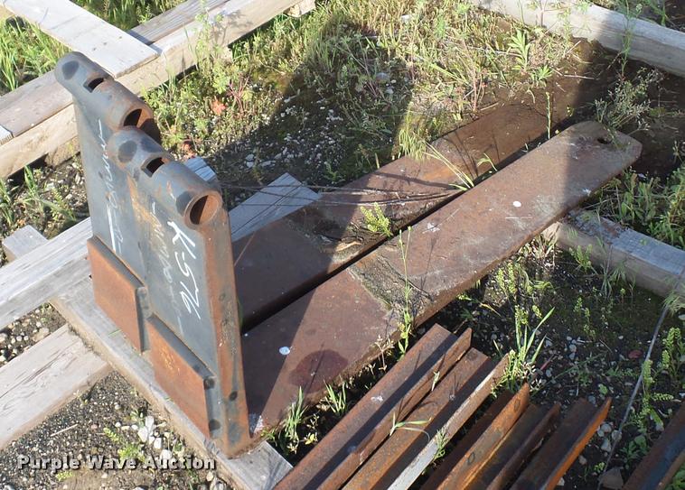 image for item DD9440 1992 Hyster H80X2 forklift