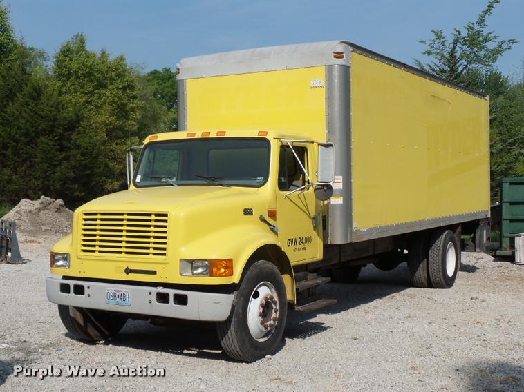 image for item DD9441 1996 International 4700 box truck