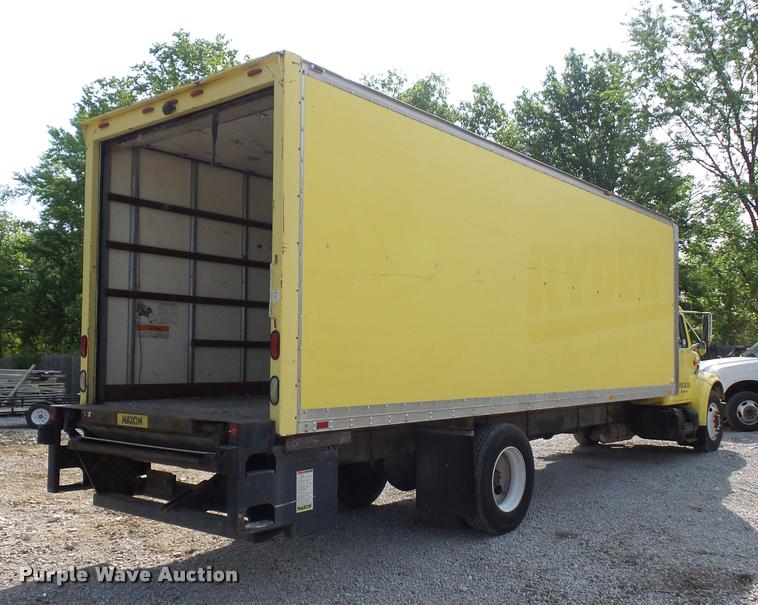 image for item DD9441 1996 International 4700 box truck