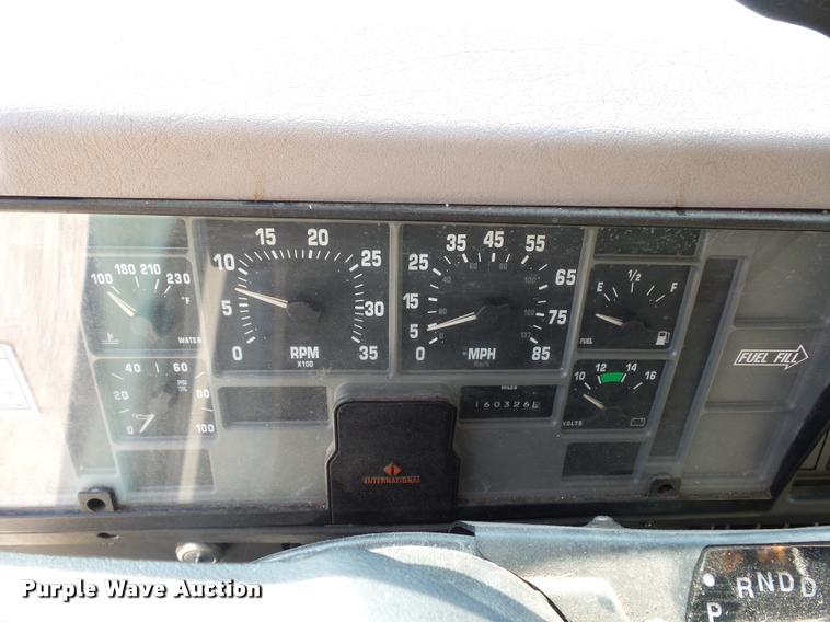 image for item DD9441 1996 International 4700 box truck