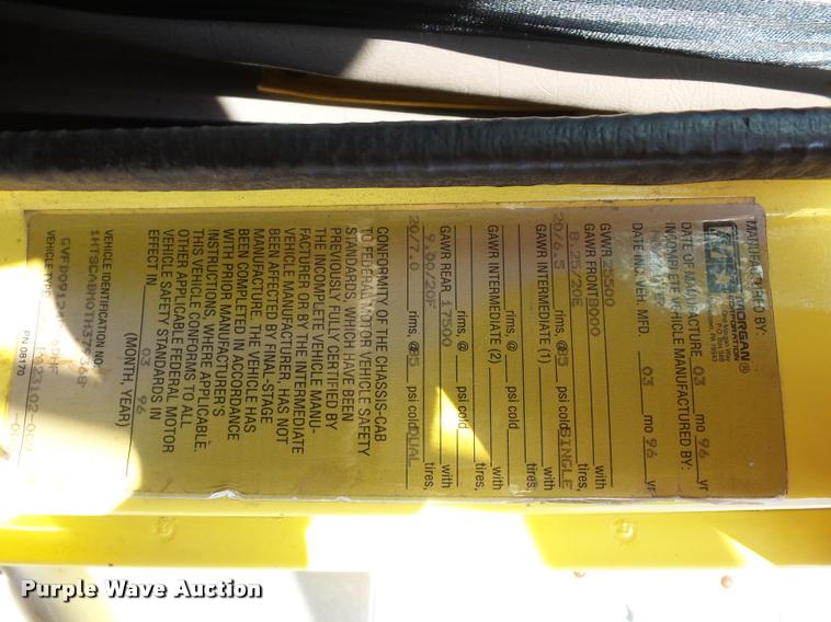 image for item DD9441 1996 International 4700 box truck