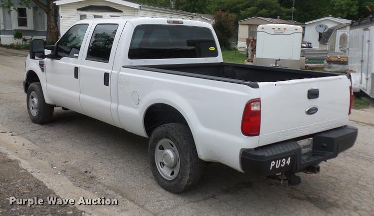 image for item DD9471 2008 Ford F250 Super Duty Crew Cab pickup truck
